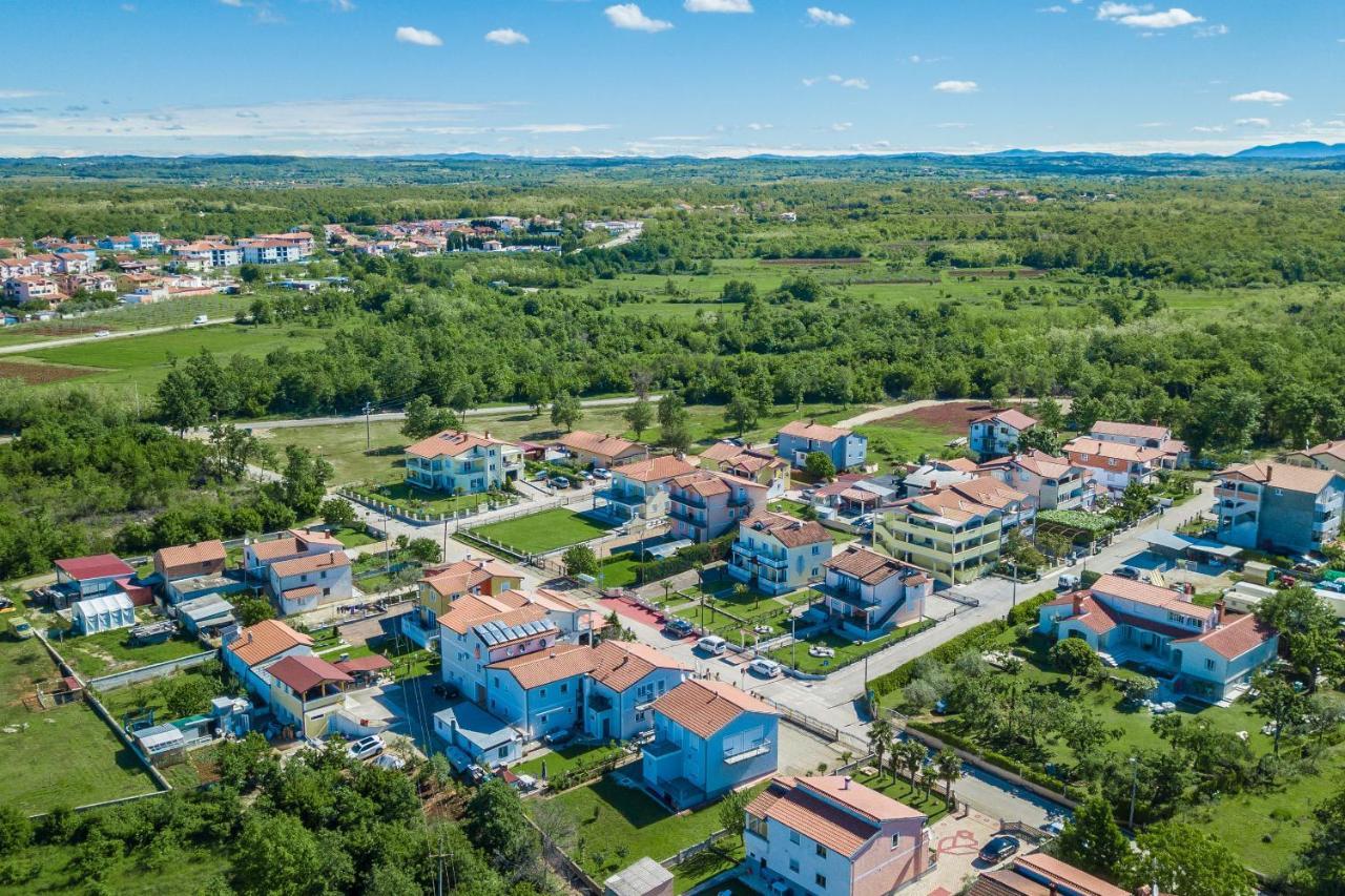 Апартаменты App Rosi Пореч Экстерьер фото